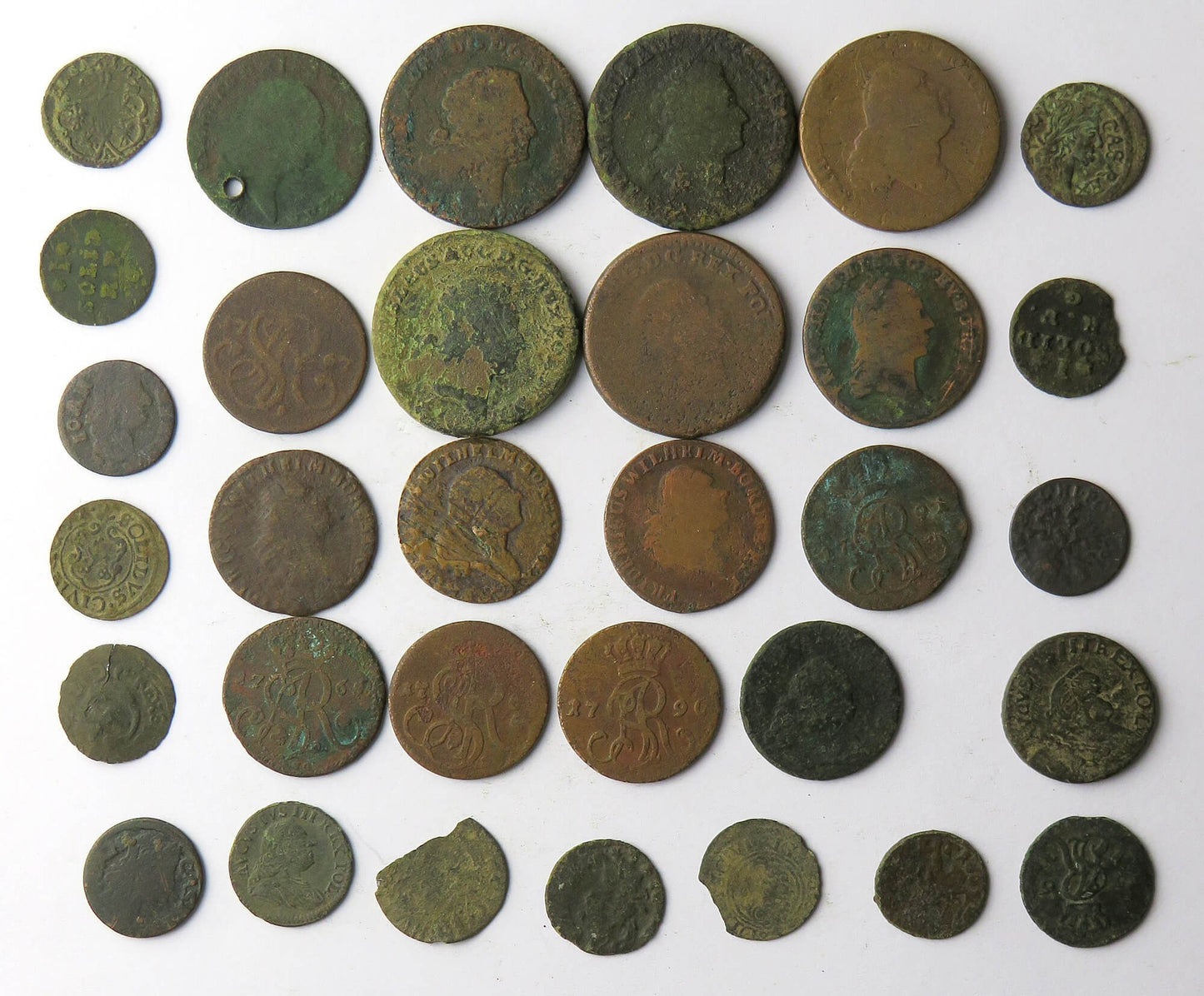 Mix 32 monet historycznych do identyfikacji m.in. XVIII wiek, różne